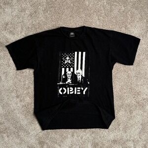 OBEY "AMERICAN SKULL" GRAPHIC TEE